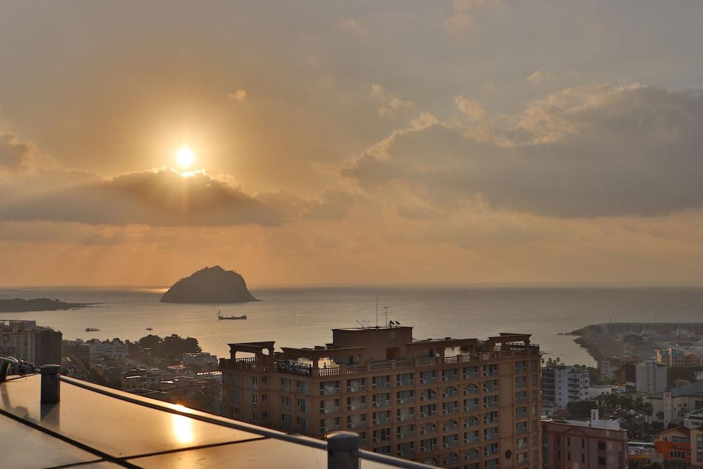 Mstay Hotel Seogwipo-stad Buitenkant foto